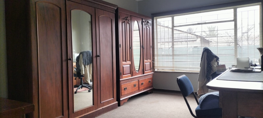 3 Bedroom Property for Sale in Helikonpark Gauteng
