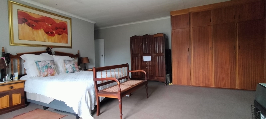 3 Bedroom Property for Sale in Helikonpark Gauteng