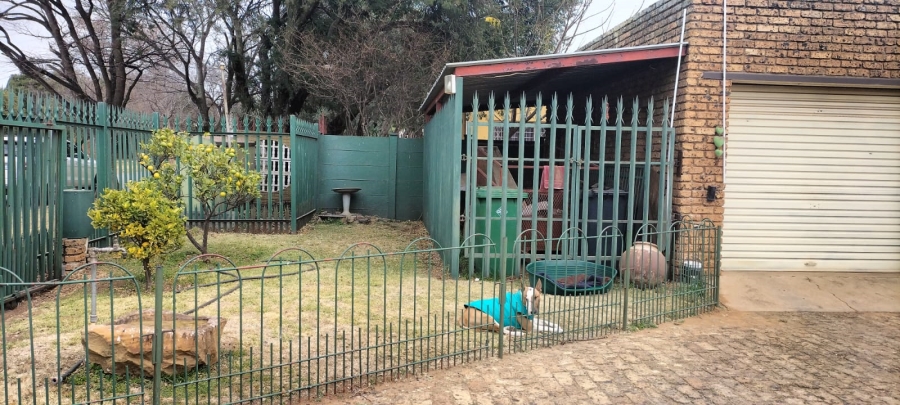 3 Bedroom Property for Sale in Helikonpark Gauteng