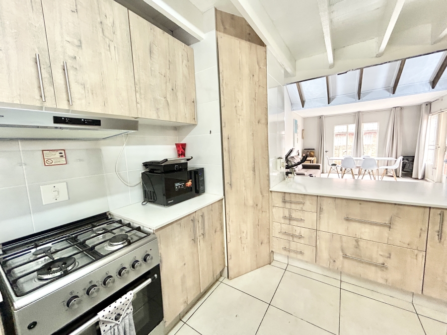 4 Bedroom Property for Sale in Eldoraigne Gauteng