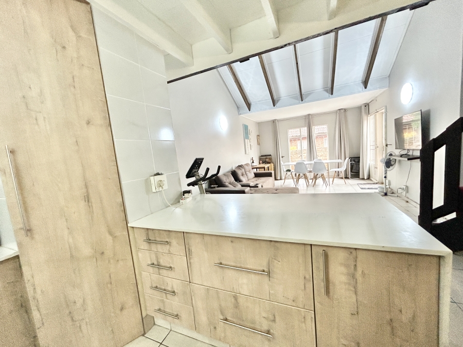 4 Bedroom Property for Sale in Eldoraigne Gauteng