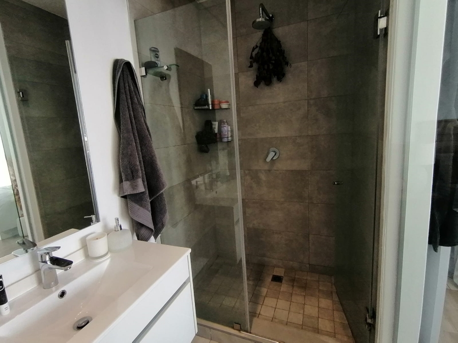 2 Bedroom Property for Sale in Eye of Africa Gauteng