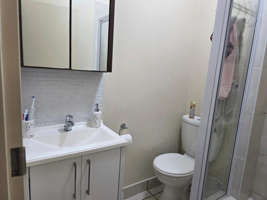 2 Bedroom Property for Sale in Bryanston Gauteng
