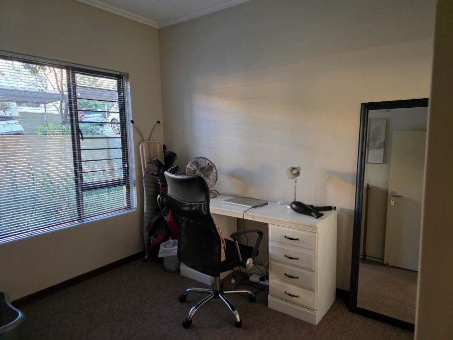 2 Bedroom Property for Sale in Bryanston Gauteng