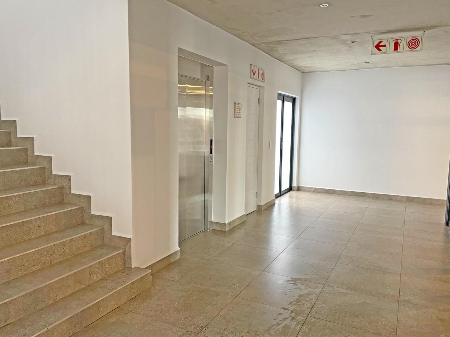 1 Bedroom Property for Sale in Hyde Park Gauteng