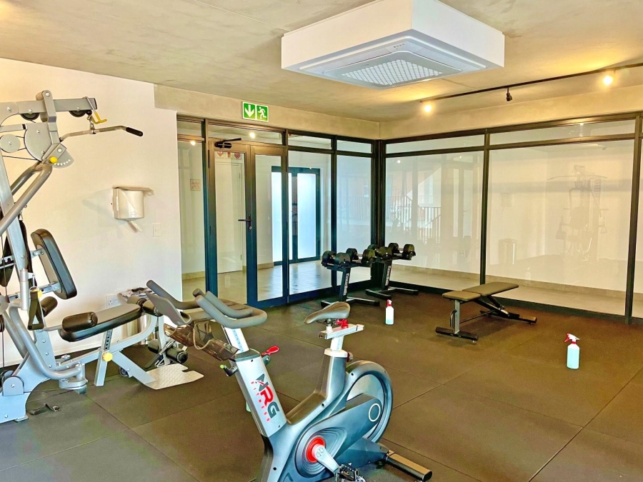 1 Bedroom Property for Sale in Hyde Park Gauteng