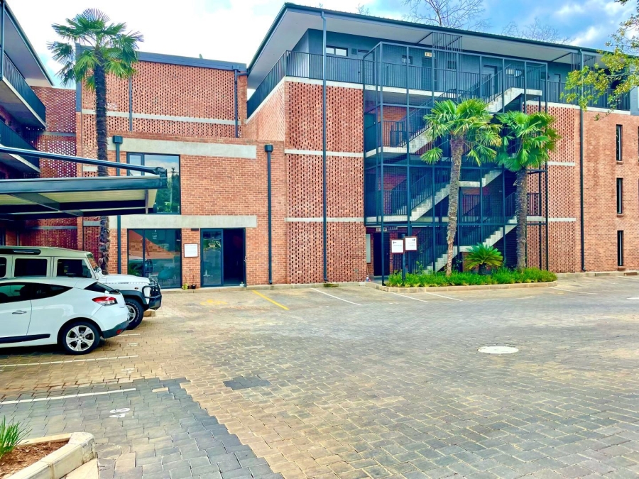 1 Bedroom Property for Sale in Hyde Park Gauteng