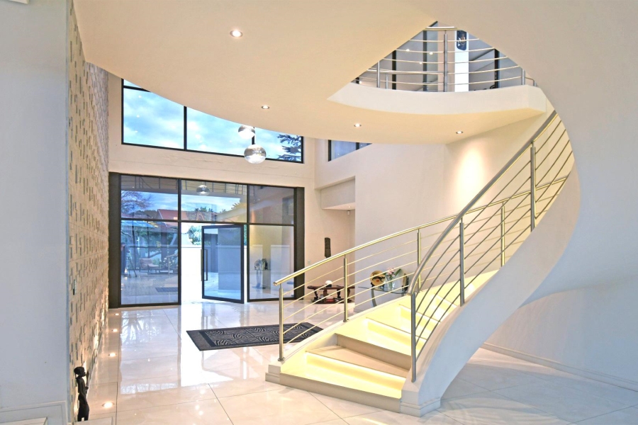To Let 5 Bedroom Property for Rent in Bryanston Gauteng