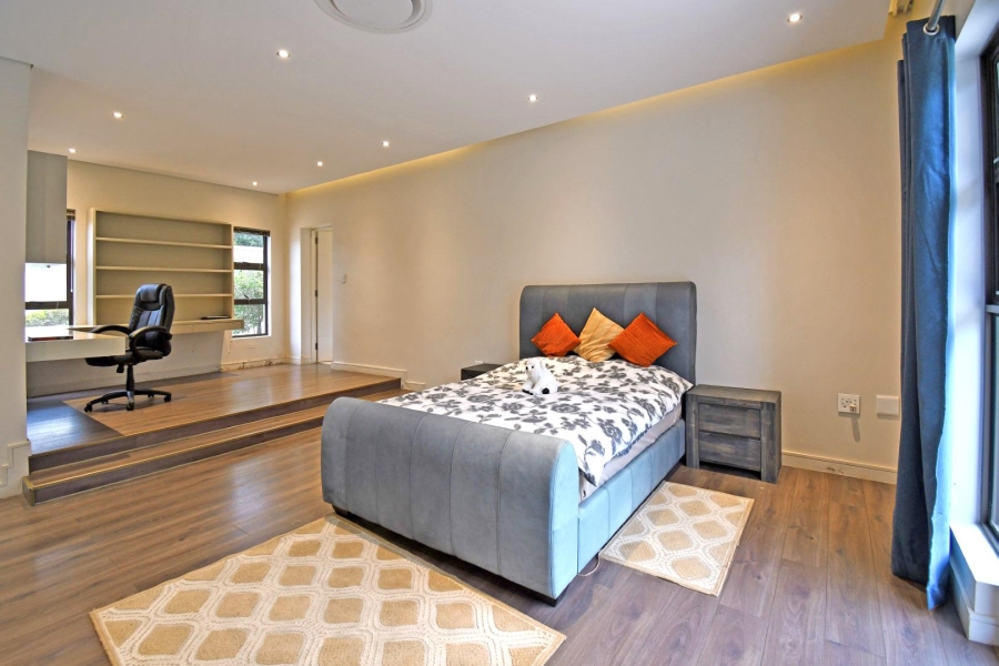 To Let 5 Bedroom Property for Rent in Bryanston Gauteng