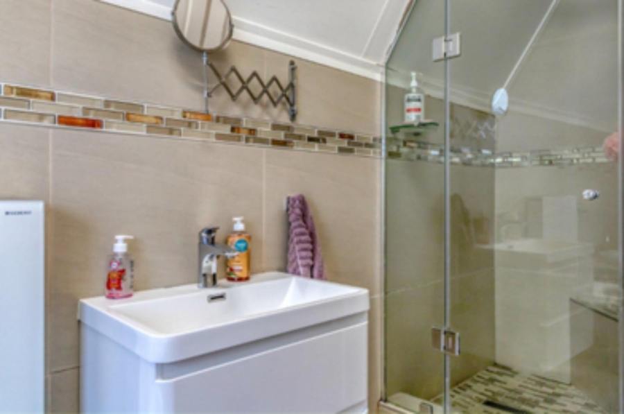 3 Bedroom Property for Sale in Bryanston West Gauteng