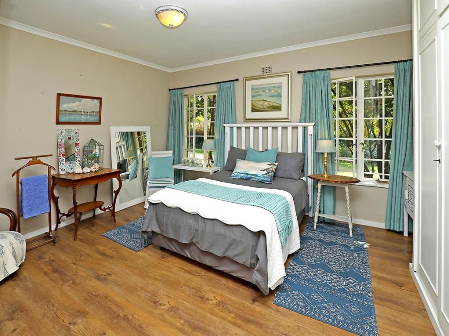 4 Bedroom Property for Sale in Hurlingham Gauteng