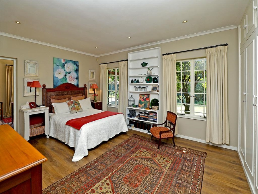4 Bedroom Property for Sale in Hurlingham Gauteng