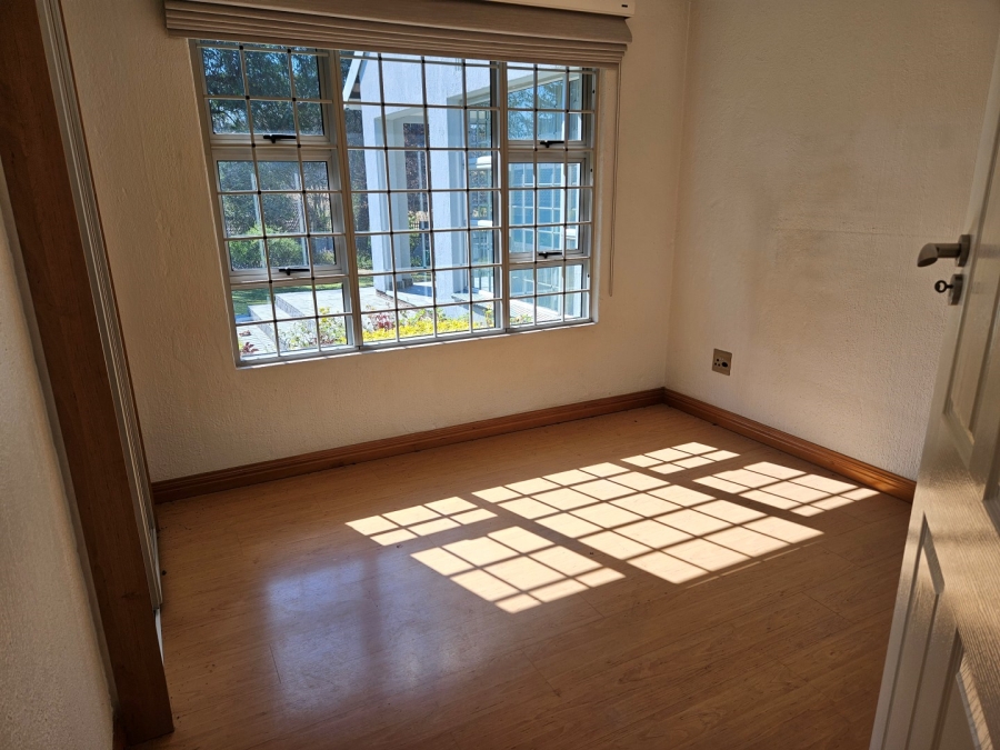 To Let 3 Bedroom Property for Rent in Hurlingham Gauteng