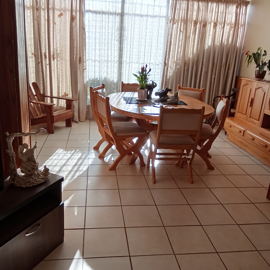 3 Bedroom Property for Sale in Witpoortjie Gauteng