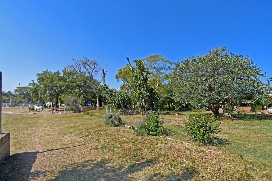 5 Bedroom Property for Sale in Mnandi Gauteng