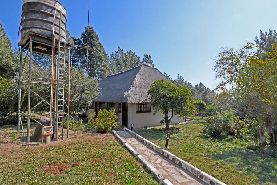 5 Bedroom Property for Sale in Mnandi Gauteng