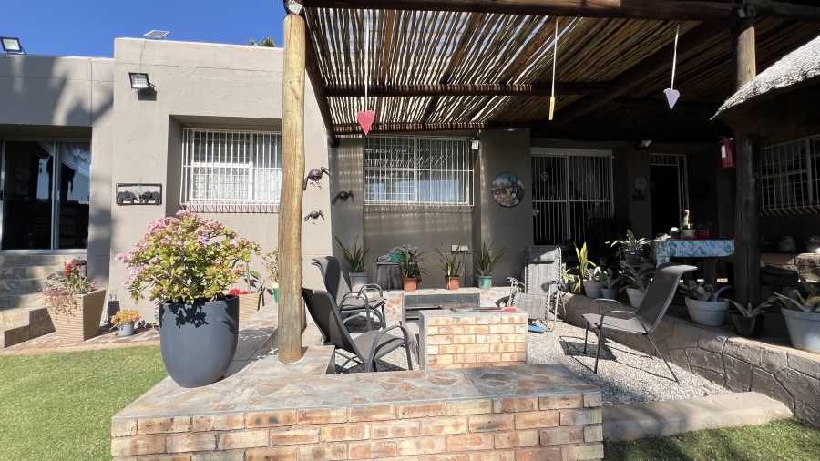 4 Bedroom Property for Sale in Rangeview Gauteng