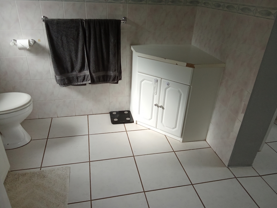 3 Bedroom Property for Sale in Weltevreden Park Gauteng