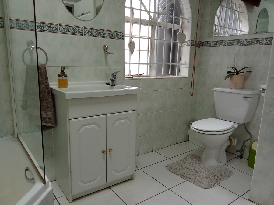 3 Bedroom Property for Sale in Weltevreden Park Gauteng