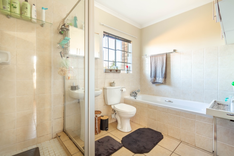 2 Bedroom Property for Sale in Equestria Gauteng