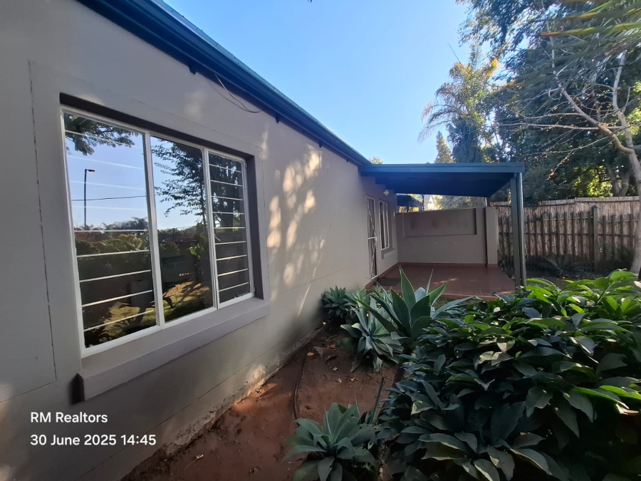 To Let 2 Bedroom Property for Rent in Wapadrand Gauteng