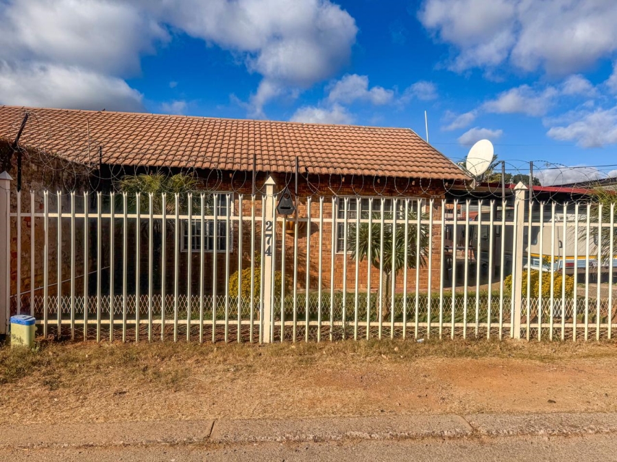 2 Bedroom Property for Sale in Elandspoort Gauteng
