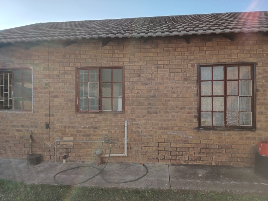 2 Bedroom Property for Sale in Elandspoort Gauteng