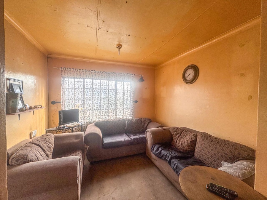 2 Bedroom Property for Sale in Elandspoort Gauteng