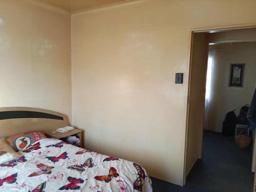 2 Bedroom Property for Sale in Elandspoort Gauteng