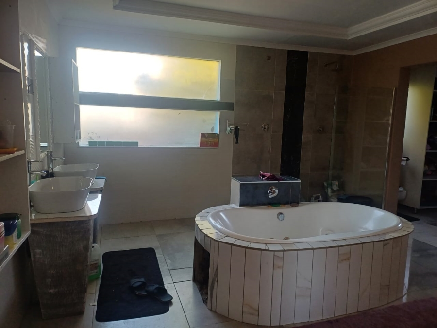 4 Bedroom Property for Sale in Riversdale Gauteng