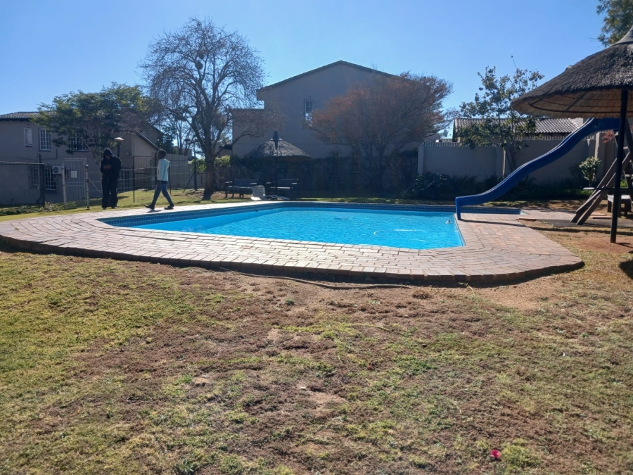 To Let 3 Bedroom Property for Rent in Epsom Downs Gauteng