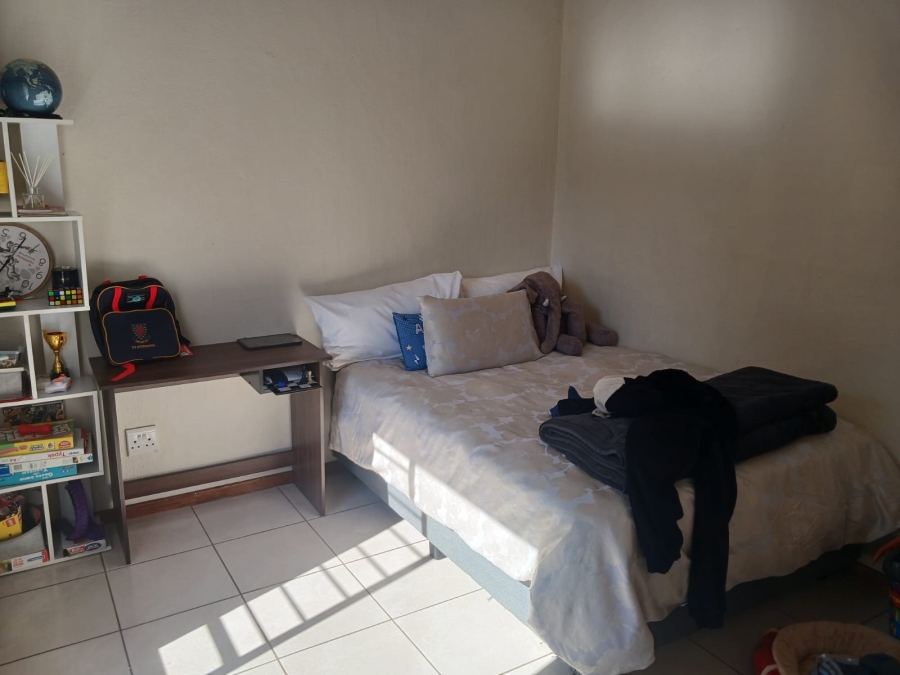 To Let 3 Bedroom Property for Rent in Epsom Downs Gauteng