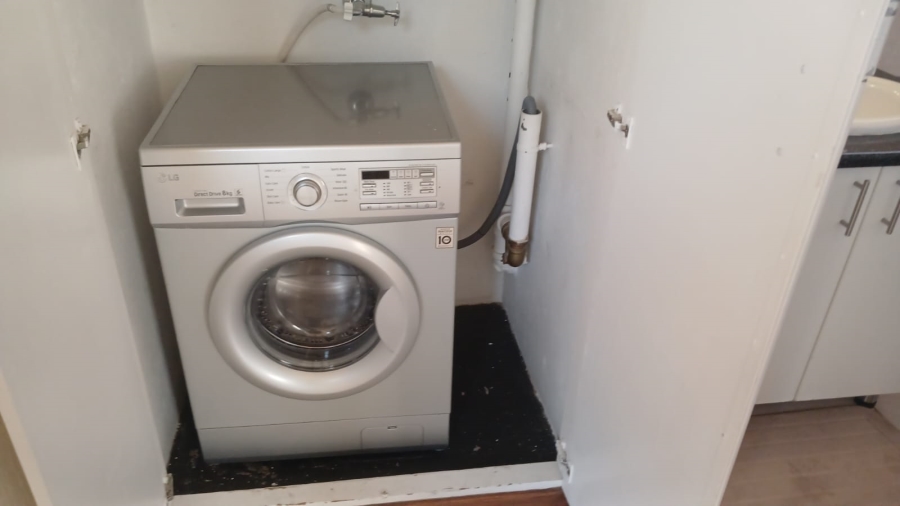 To Let 3 Bedroom Property for Rent in Epsom Downs Gauteng