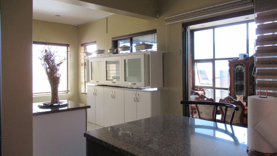 3 Bedroom Property for Sale in South Crest Gauteng