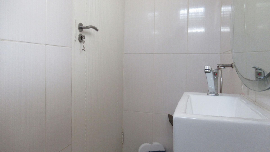 3 Bedroom Property for Sale in South Crest Gauteng