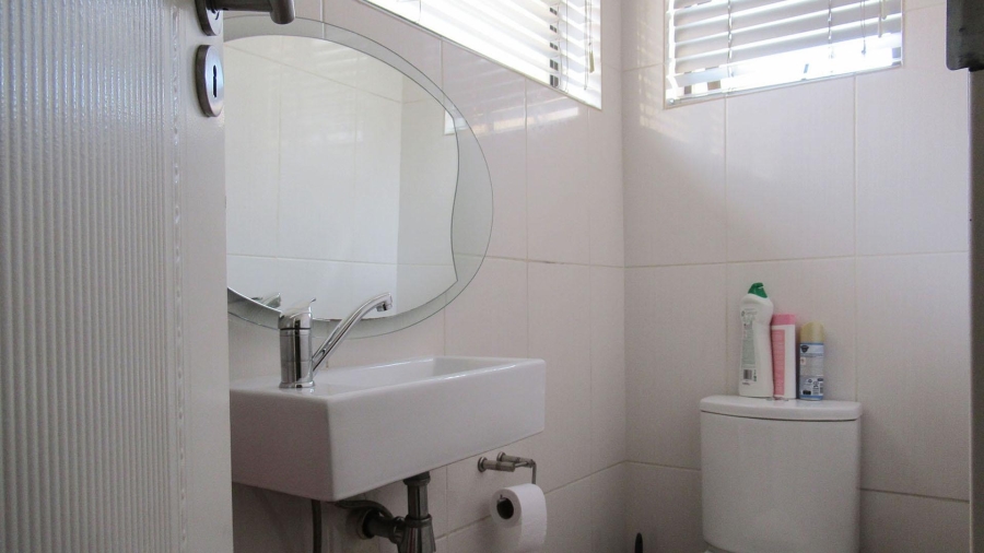 3 Bedroom Property for Sale in South Crest Gauteng