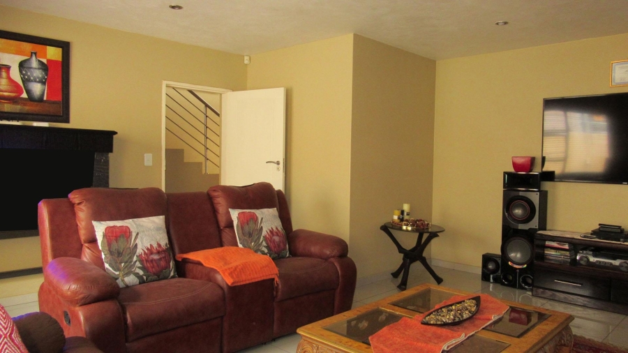 3 Bedroom Property for Sale in South Crest Gauteng
