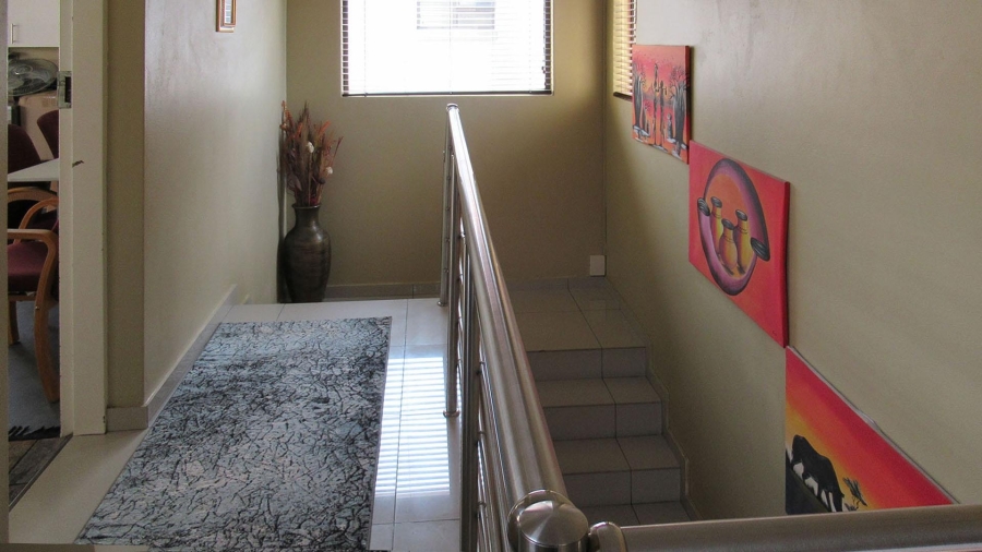 3 Bedroom Property for Sale in South Crest Gauteng