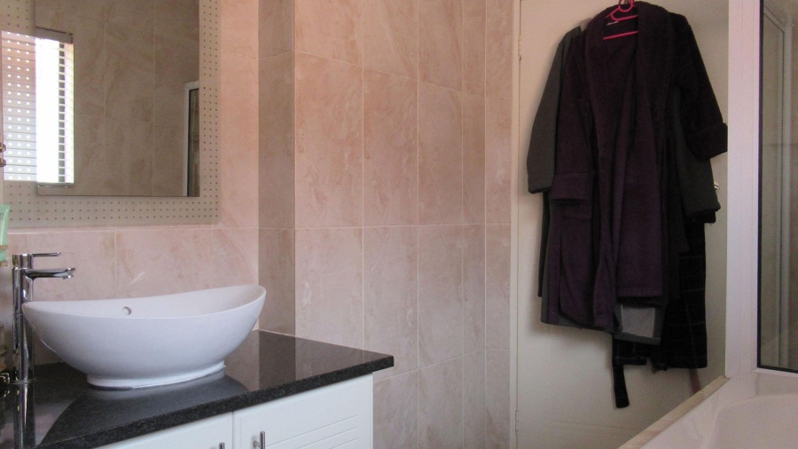 3 Bedroom Property for Sale in South Crest Gauteng