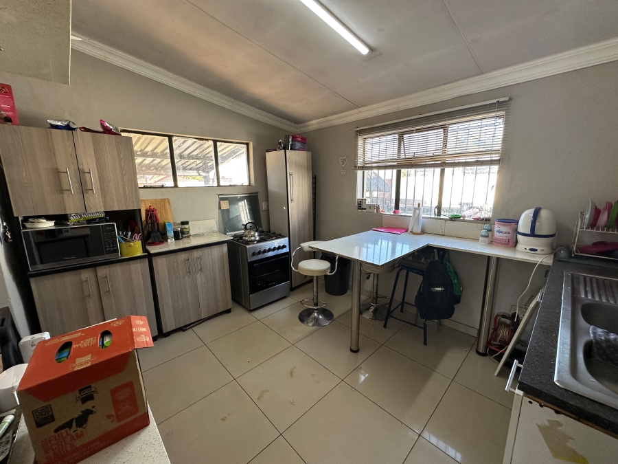 2 Bedroom Property for Sale in Jan Niemand Park Gauteng