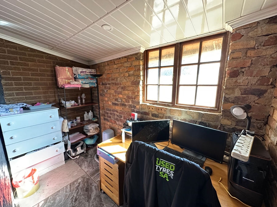 2 Bedroom Property for Sale in Jan Niemand Park Gauteng