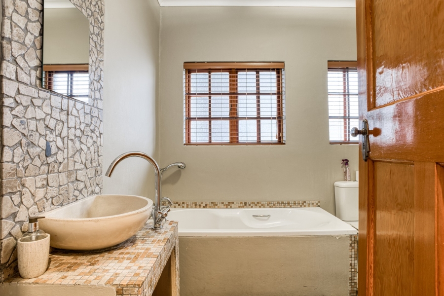 3 Bedroom Property for Sale in Norwood Gauteng
