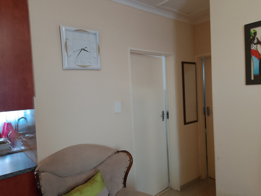 2 Bedroom Property for Sale in Bram Fischerville Gauteng