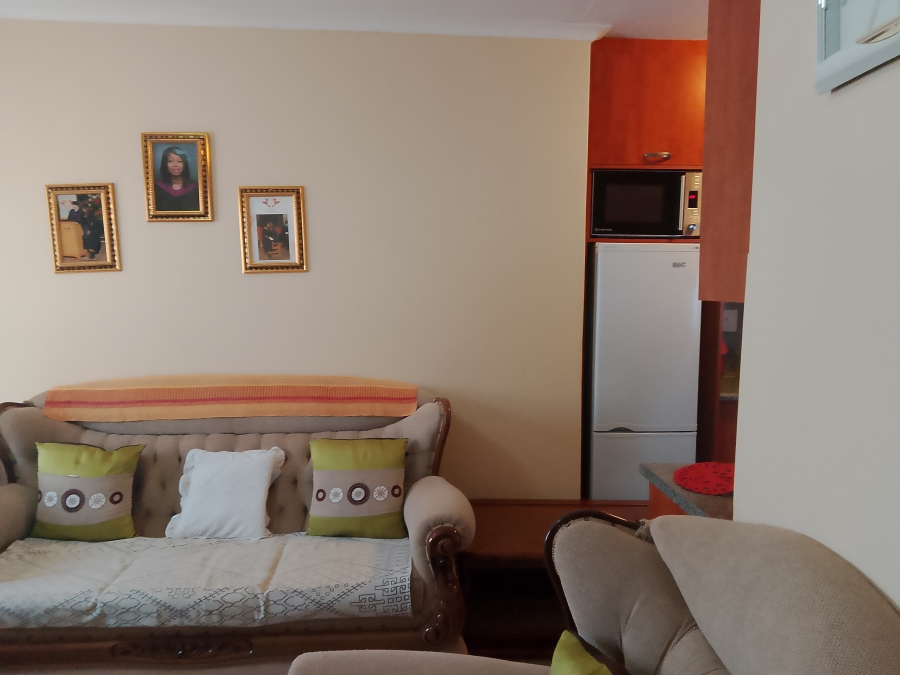 2 Bedroom Property for Sale in Bram Fischerville Gauteng