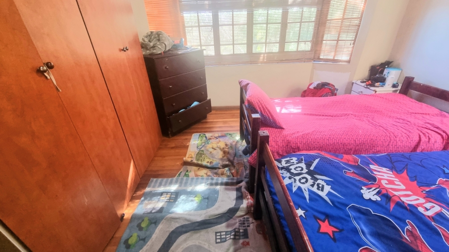 To Let 4 Bedroom Property for Rent in Glen Austin Gauteng