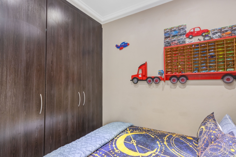 To Let 3 Bedroom Property for Rent in Broadacres Gauteng