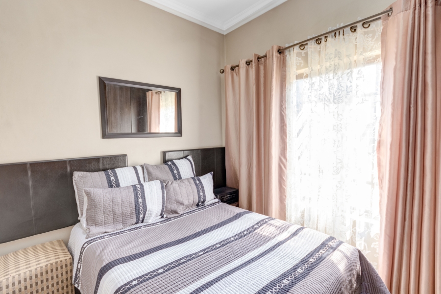 To Let 3 Bedroom Property for Rent in Broadacres Gauteng