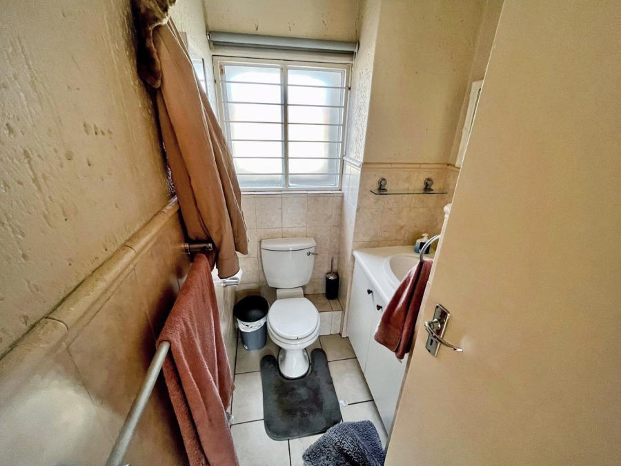 2 Bedroom Property for Sale in Glenhazel Gauteng