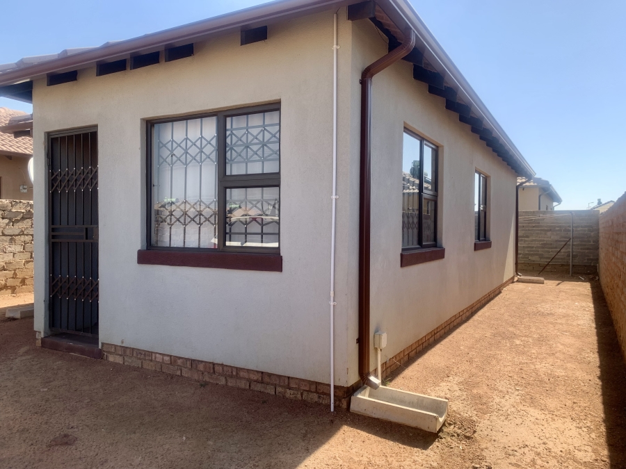 3 Bedroom Property for Sale in Soshanguve YY Gauteng