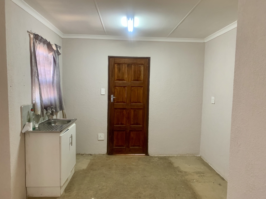 3 Bedroom Property for Sale in Soshanguve YY Gauteng